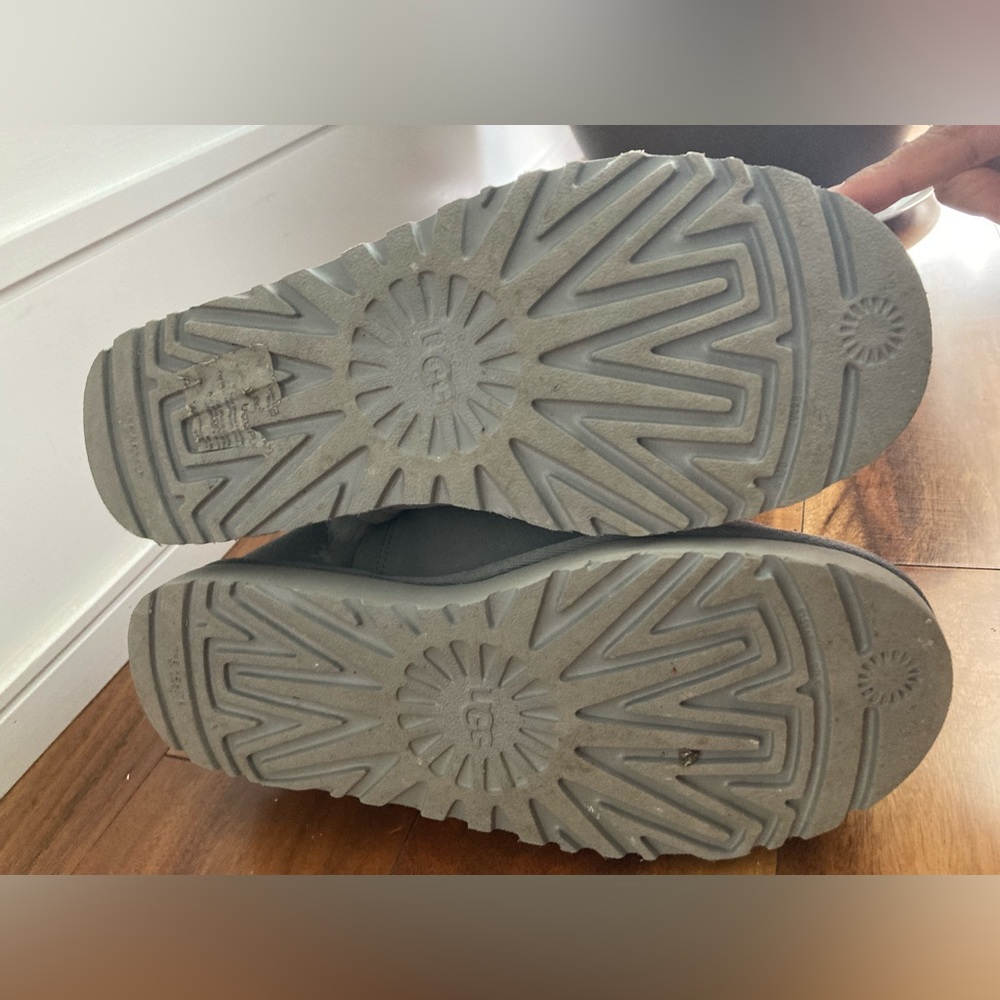 **SOLD** Mini Ugg Boots - Picture 5 of 6